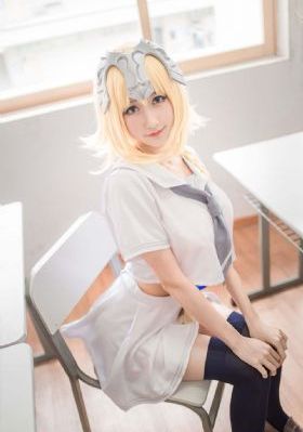 欧美高领毛衣街拍男_国产剧在线观看完整版