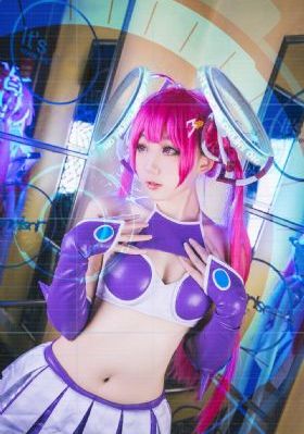 黑白头像欧美姐妹头像_4K全集免费播放